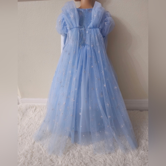 "Enchanting Blue Snowflake Princess Dress for Girls With Accessories" - Picture 8 of 11